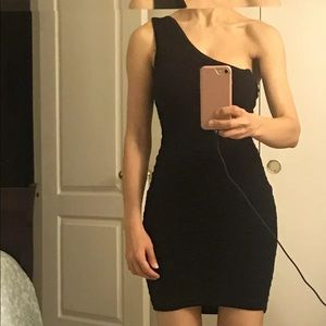 One Shoulder Dress, Short, Black, Guess, Size Small. Like new